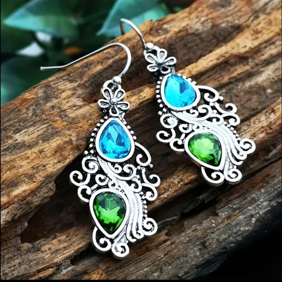 Gemstone Dangle Earrings - Picture 5 of 5